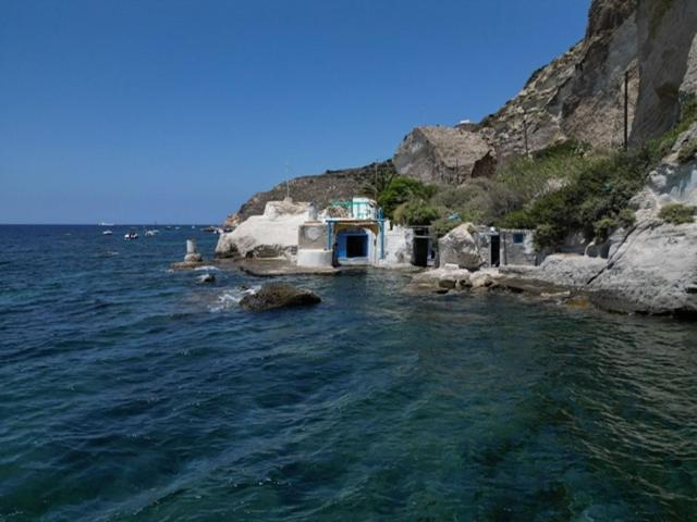 The Monk Seal Boathouse Villa Klima  Exterior foto